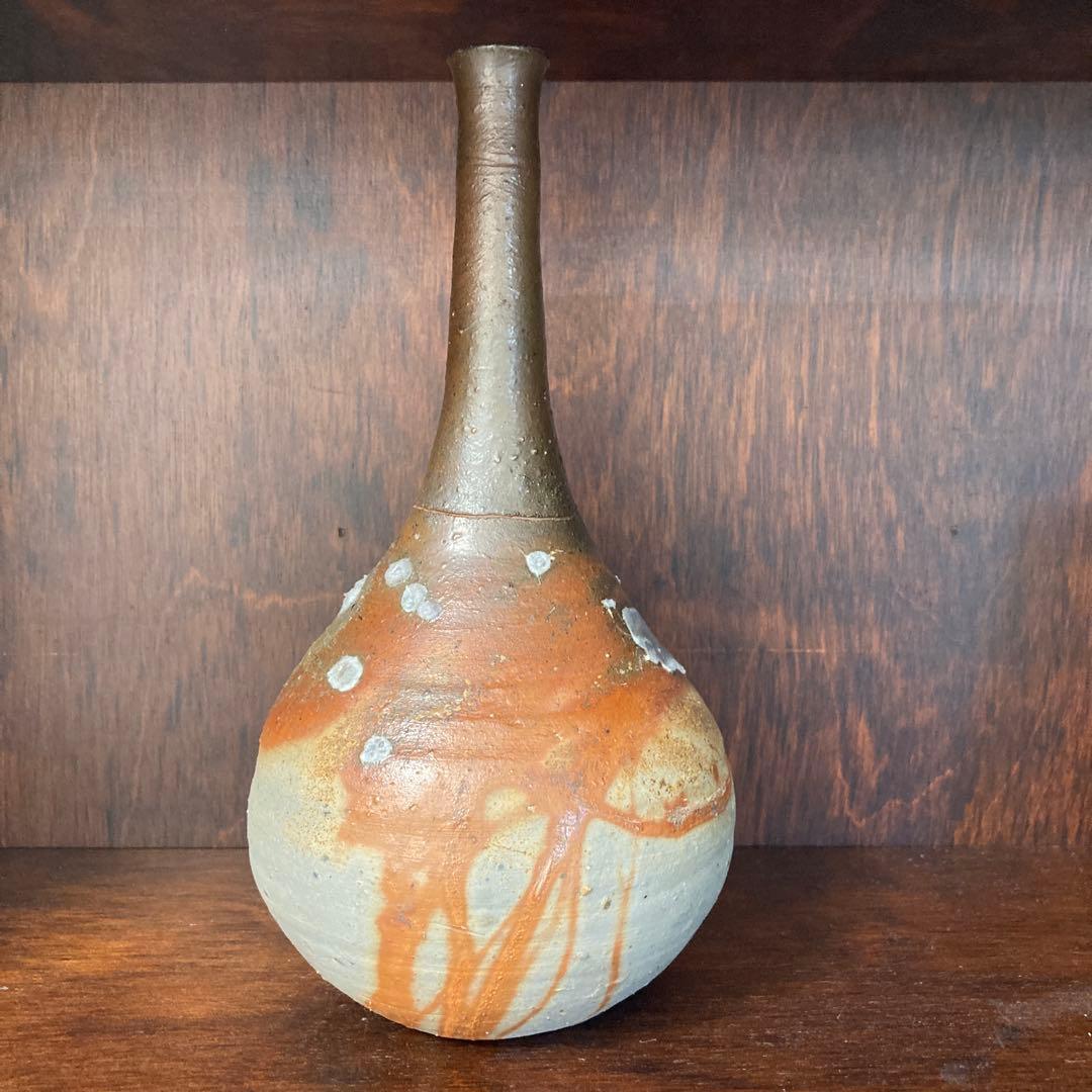 【10月18日まで】原田拾六　備前焼　一輪挿し 花器 緋襷　共箱、共布、陶歴