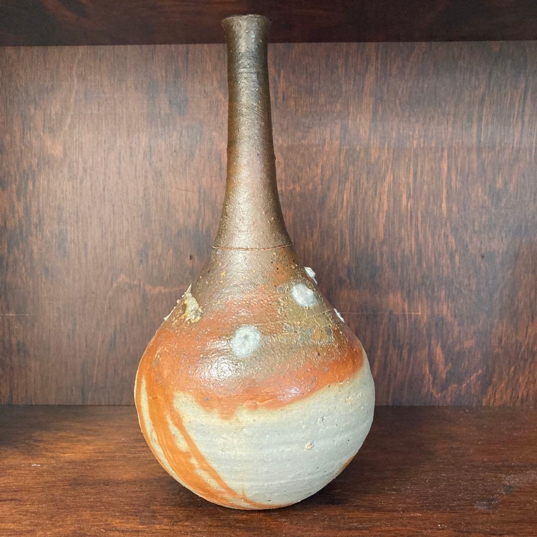 【10月18日まで】原田拾六　備前焼　一輪挿し 花器 緋襷　共箱、共布、陶歴