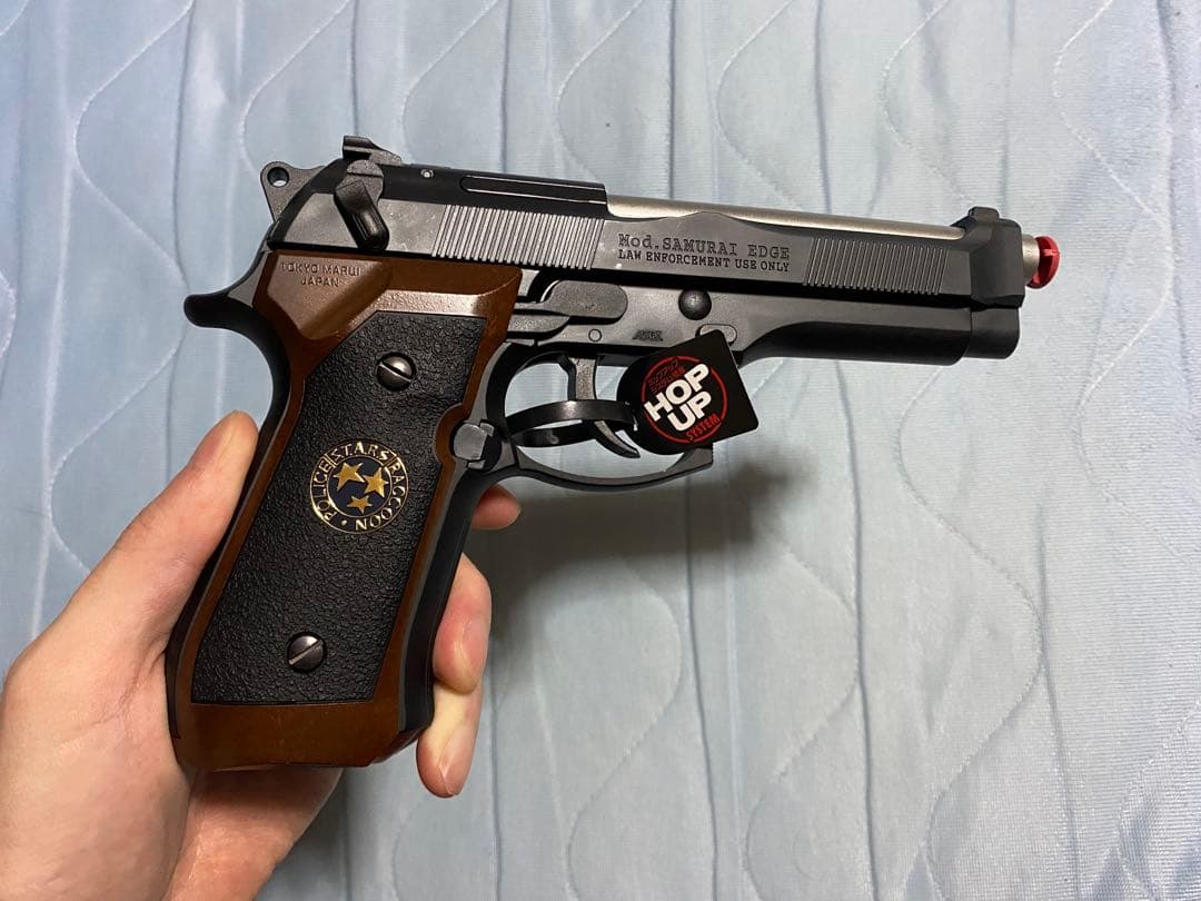 東京マルイ　サムライエッジスタンダードタイプ　ガスブローバックほぼ新品エアガン