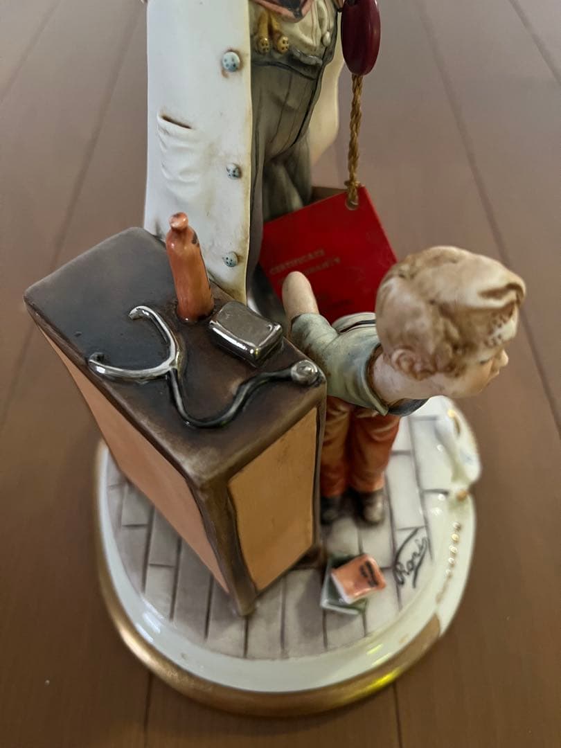 イタリア製 カポディモンテ 陶磁人形 フィギュリン 医者と少年 ビンテージ