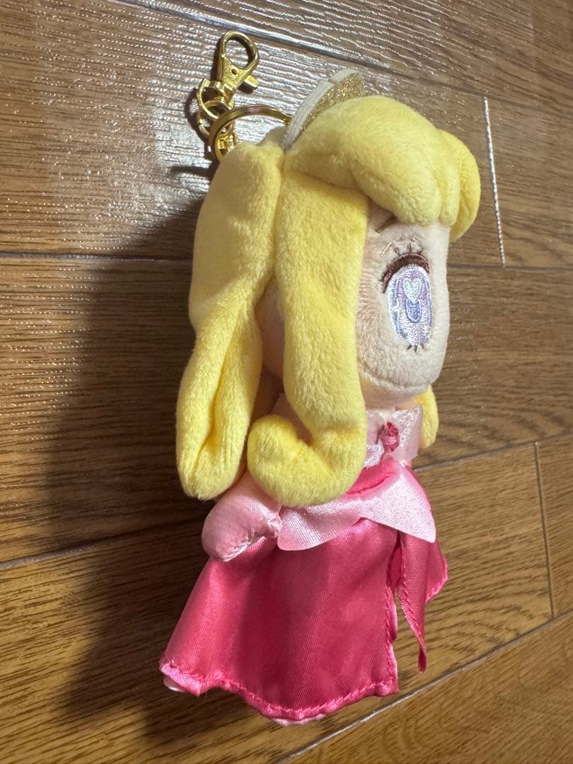 眠れる森の美女 オーロラ姫 ぬいぐるみキーチェーン Tiny