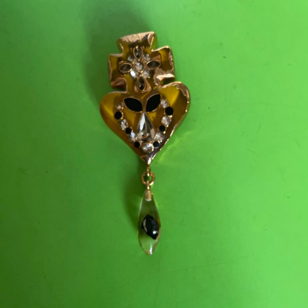 クリスチャン　ラクロア　ブローチ