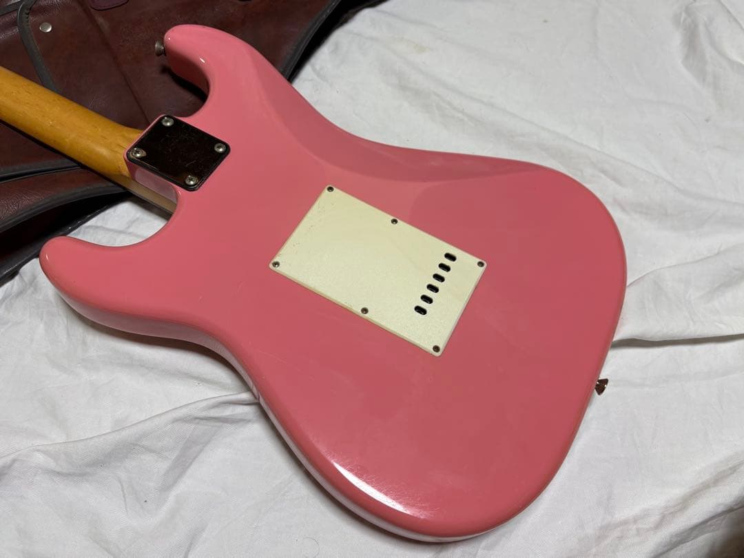 Bacchus エレキギター　ストラトキャスター　良品ケース付1913-01-1