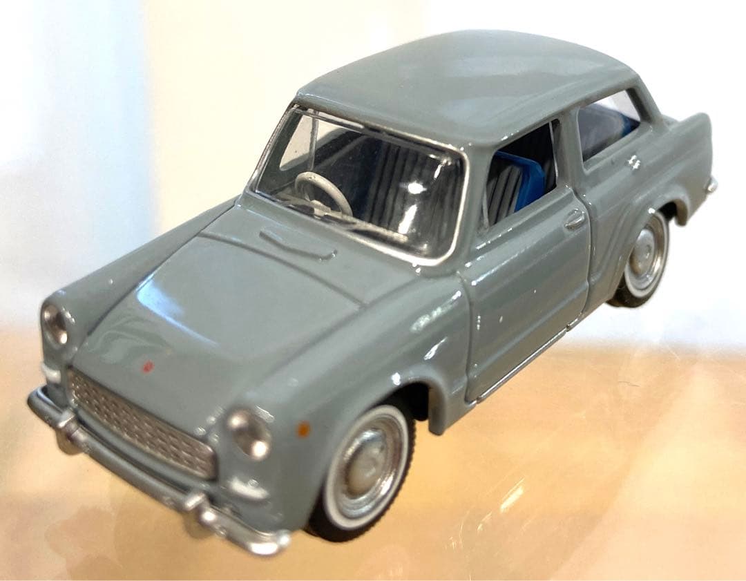 トミカリミテッドビンテージLV-44bトヨタパブリカデラックス