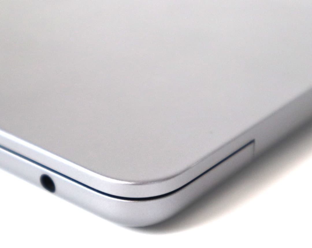 半使用近い - Macbook Air M2-8-256 Office付き