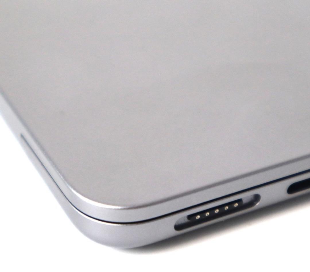 半使用近い - Macbook Air M2-8-256 Office付き