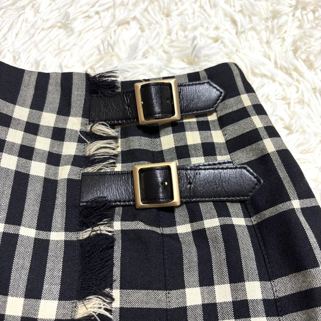 【極美品】バーバリー　ノバチェック ラップ プリーツ スカート 大きいサイズ