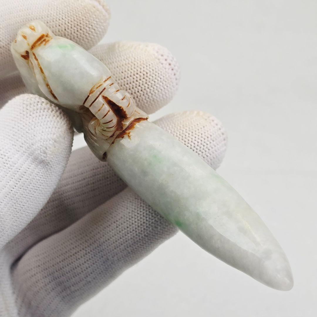 古美術 翡翠 氷糯 辣緑 手彫 龍頭紋 獣牙形 根付 玉佩 玉衝牙 お守り 美品