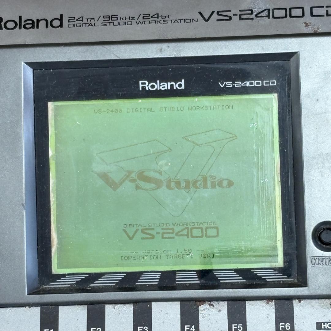 Roland ローランド VS-2400CD [通電確認のみ・ジャンク品]