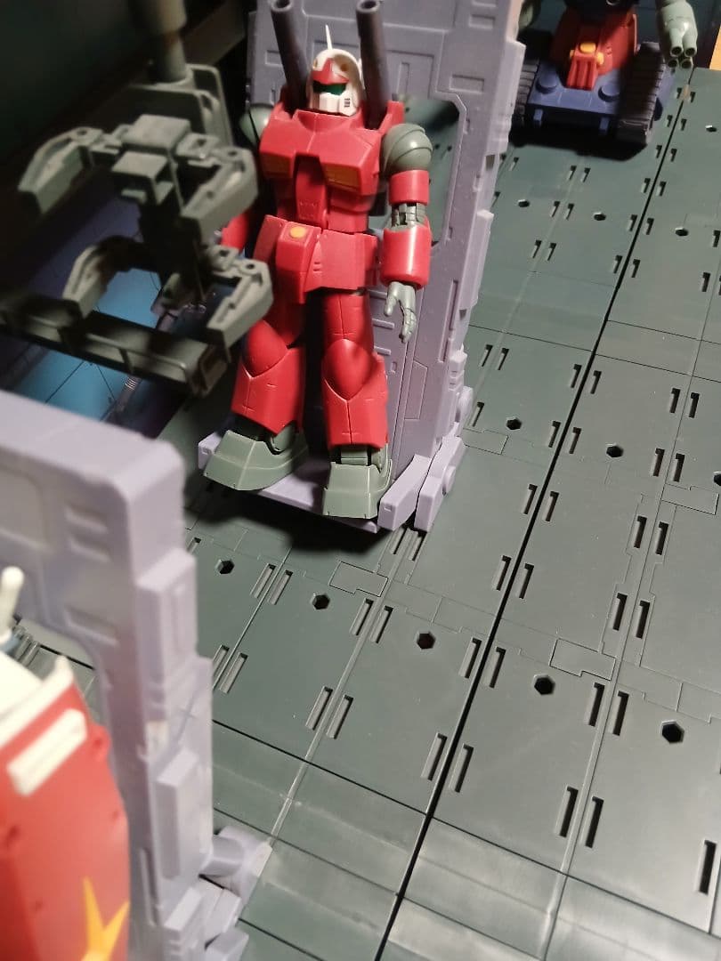 ロボット魂　ジオラマ　ガンダム フィギュア 1/144 スケール