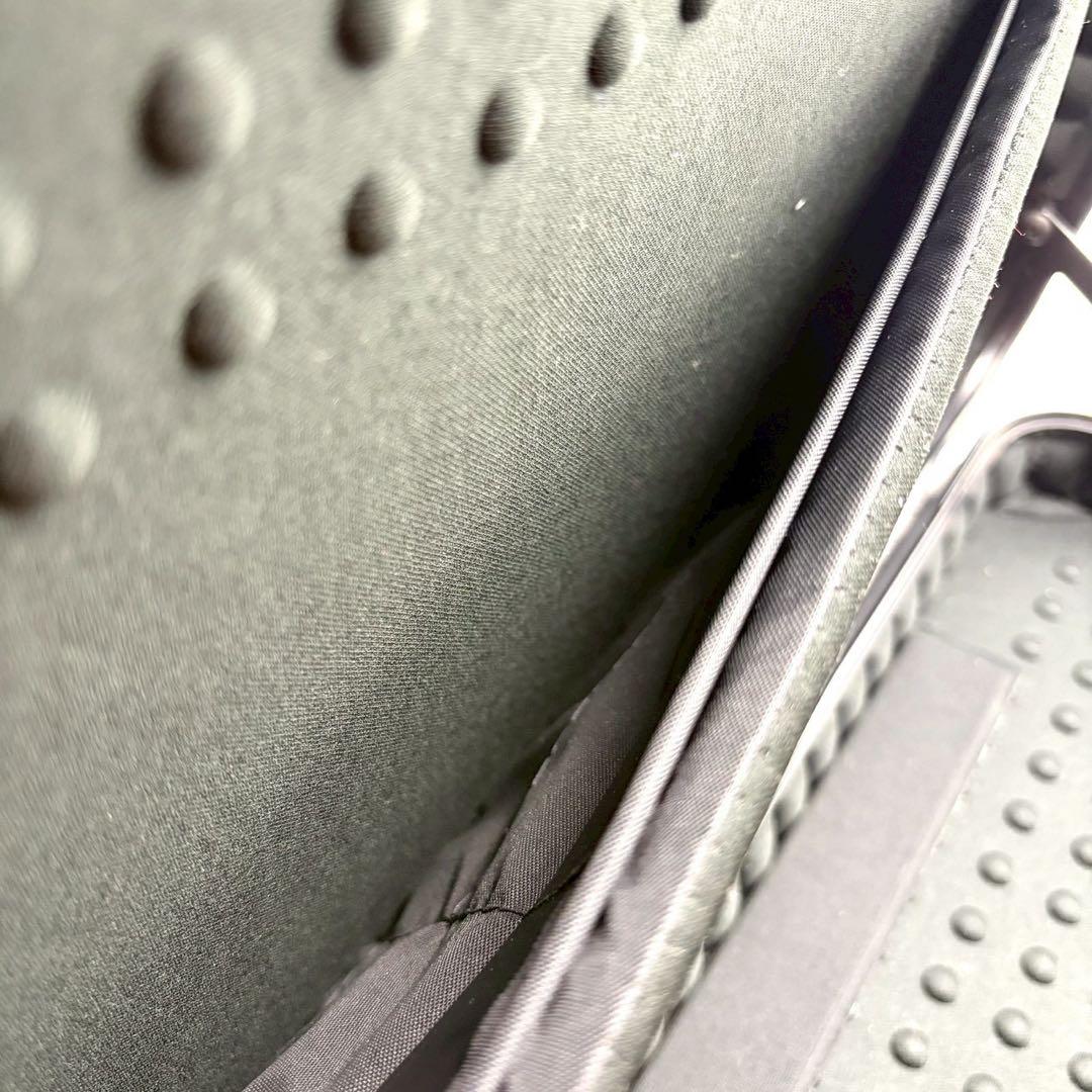 極美品 ゼロハリバートン ガンメタ アタッシュケース ダイアルロック