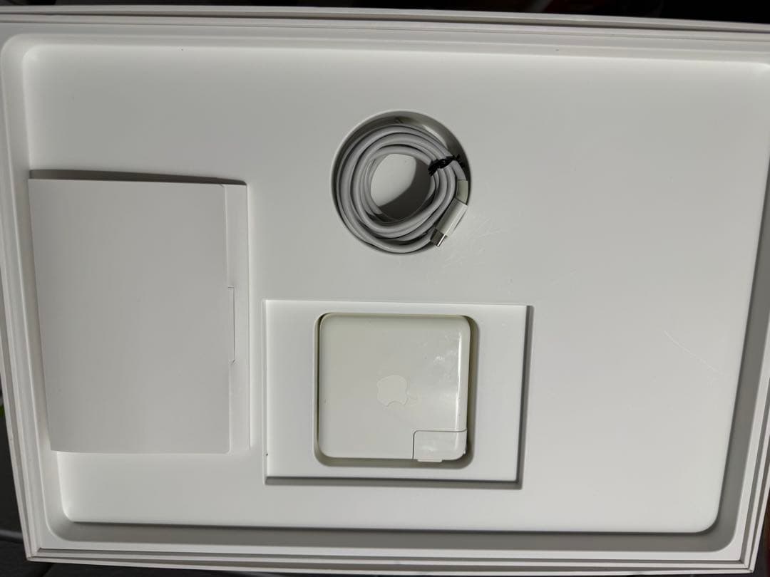 MacBook本体 MacBook Pro 15-inch 2018 i9 32GB 1TB 15