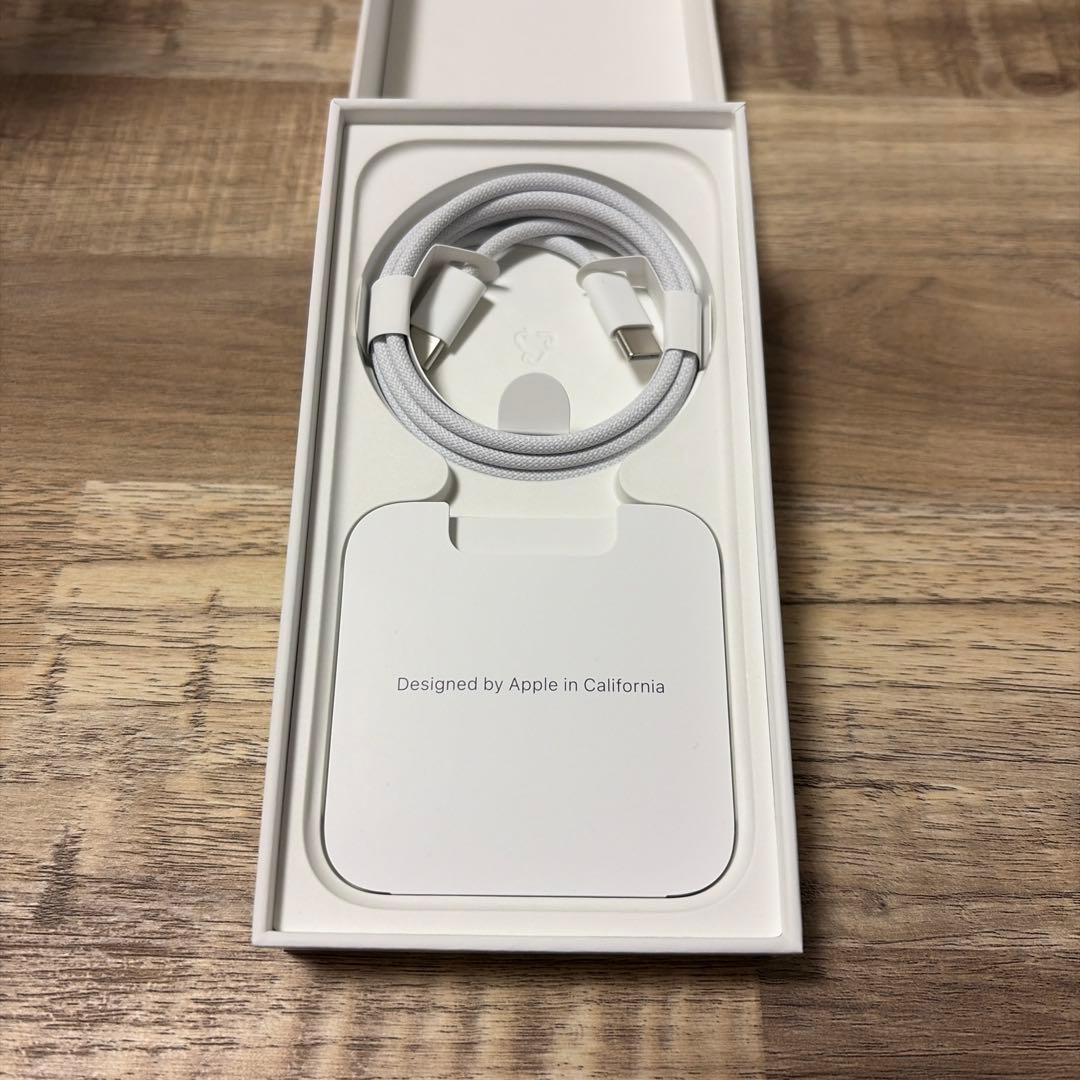 【美品】iPhone15 128G SIMフリー　ブルー