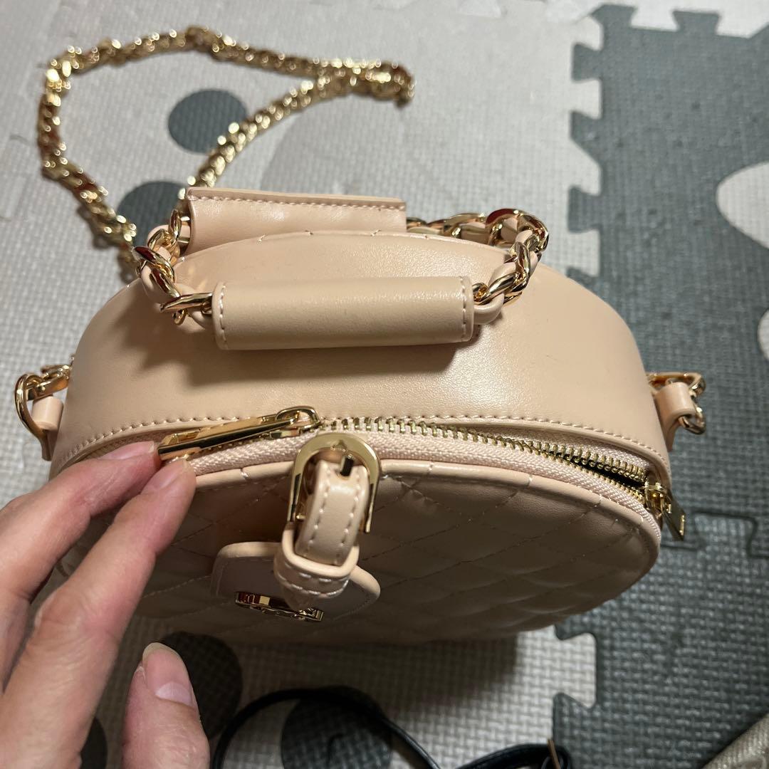 Darich.ピンクレザー、ショルダーバッグ