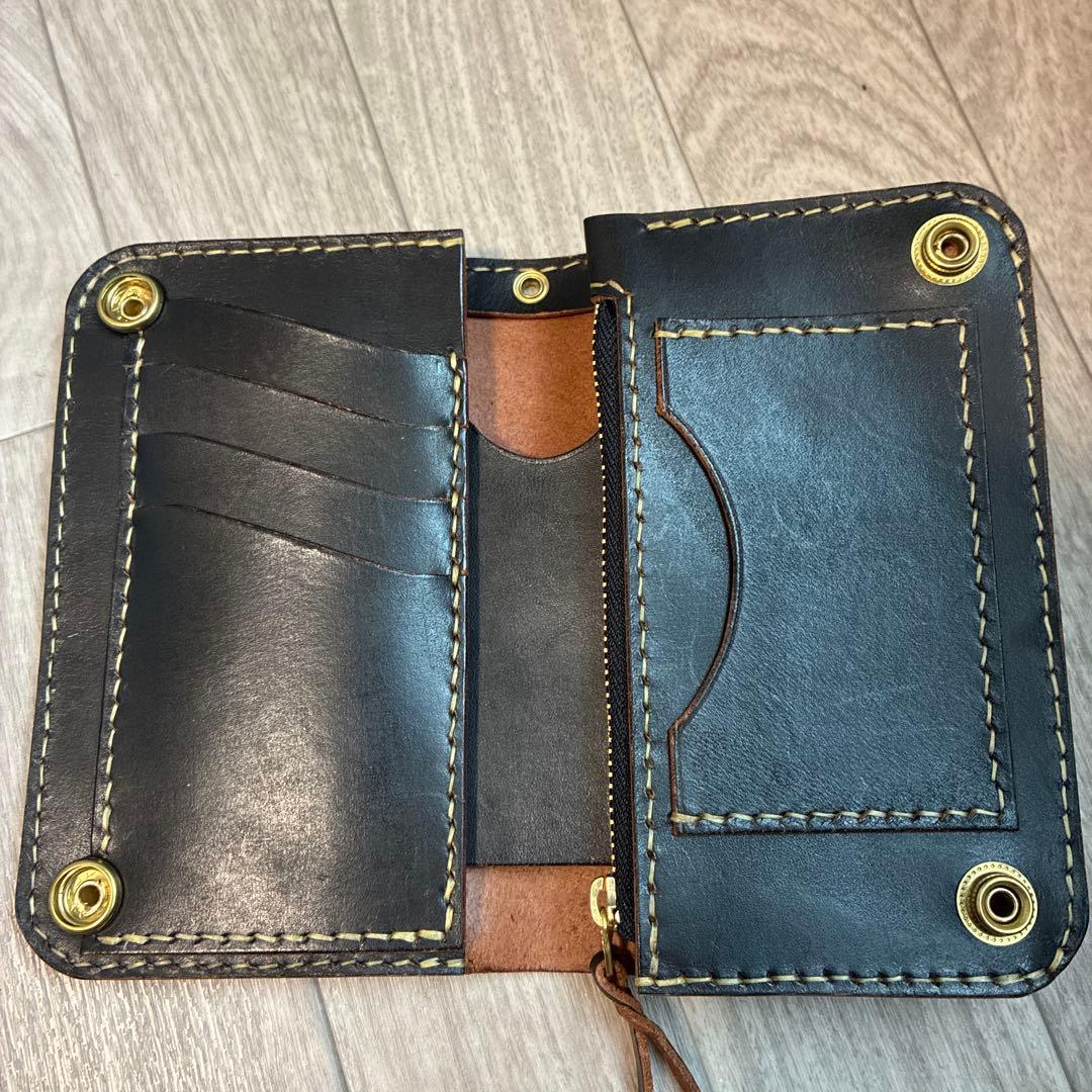 【週末セール】【茶芯ブラック】ミドルトラッカーウォレット真鍮　お札を折らずに収納