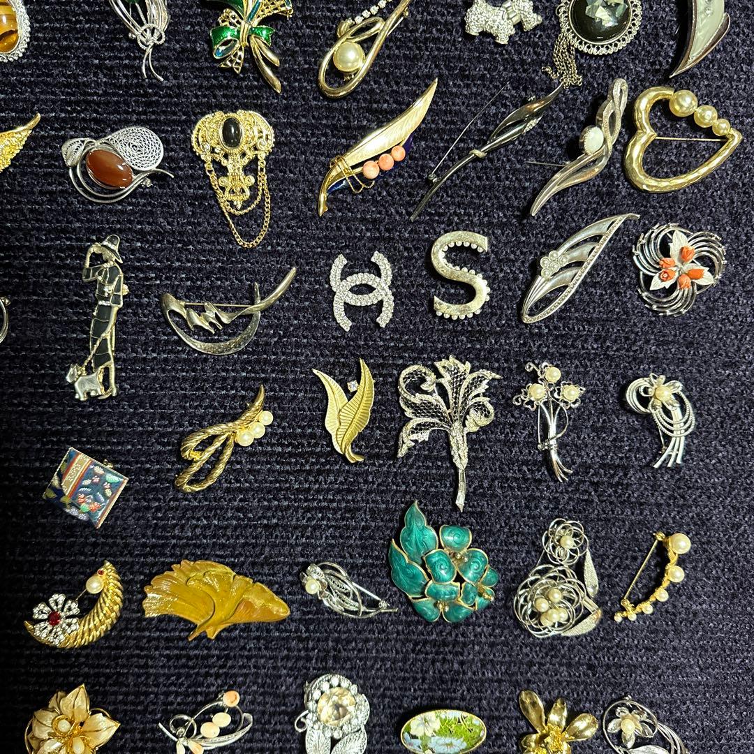 【vintage】ブローチ　まとめ売り　100点以上　大量