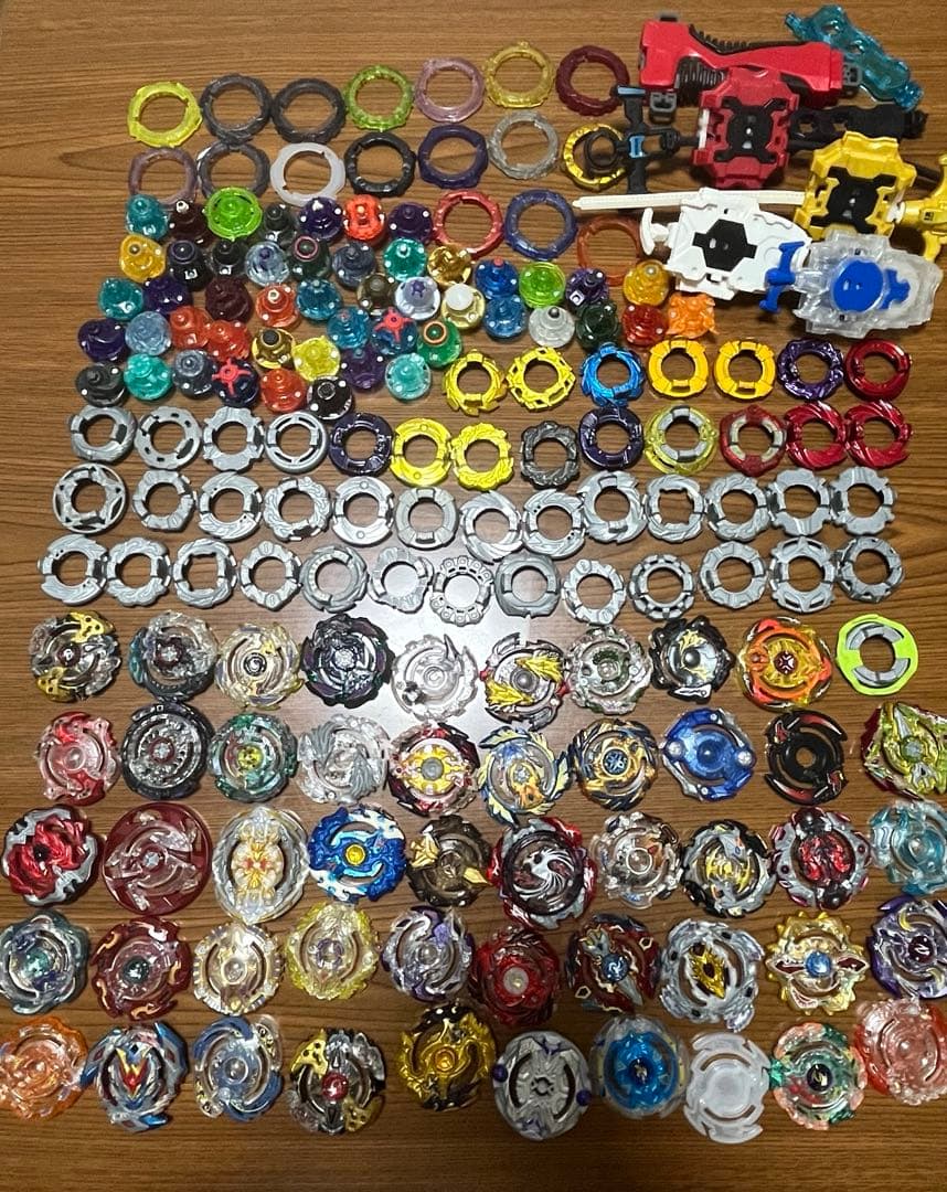 【最終値下げ】ベイブレードバースト 170点セット まとめ売り 即日発送します！
