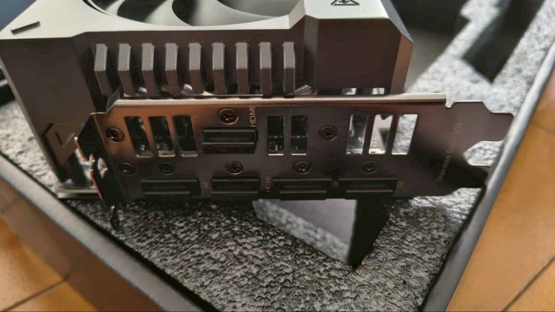 ASUS 4070ti TUFGAMING 12GB ＯＣ品