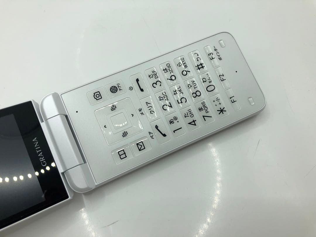 【SIMロック解除済 】au GRATINA KYF42 ホワイト