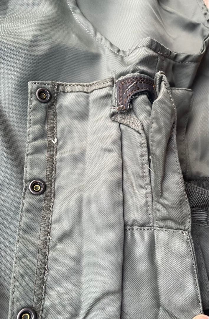 米陸軍航空隊パイロット用E-1ラジオベストMサイズセージグリーン復刻未使用品