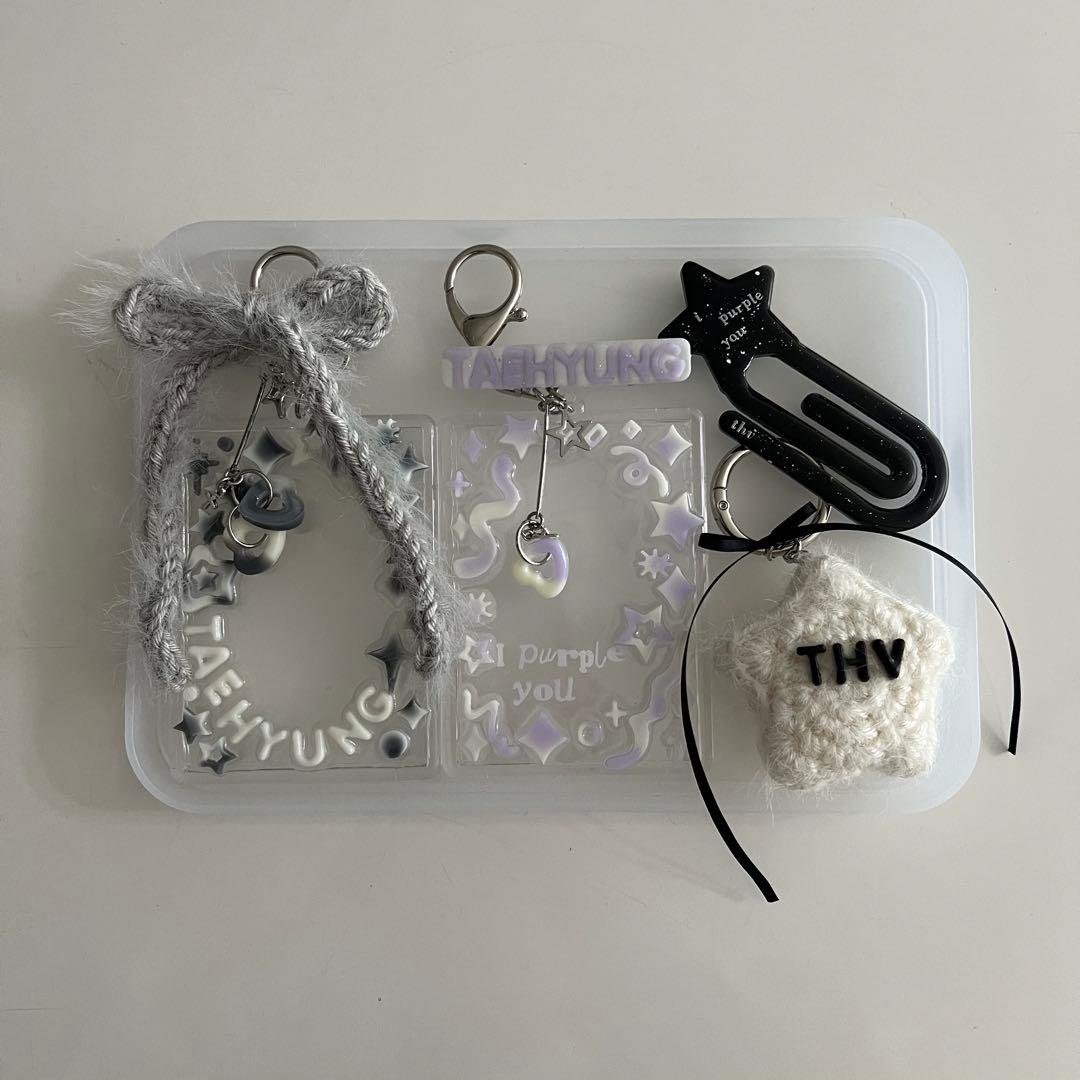 キーホルダー　トレカケース