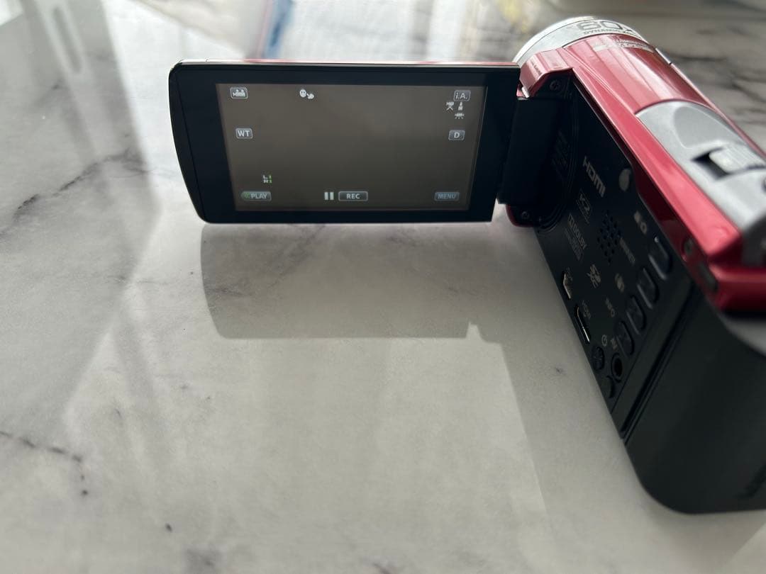 JVC Everio 8GB内蔵メモリー フルハイビジョンビデオカメラ