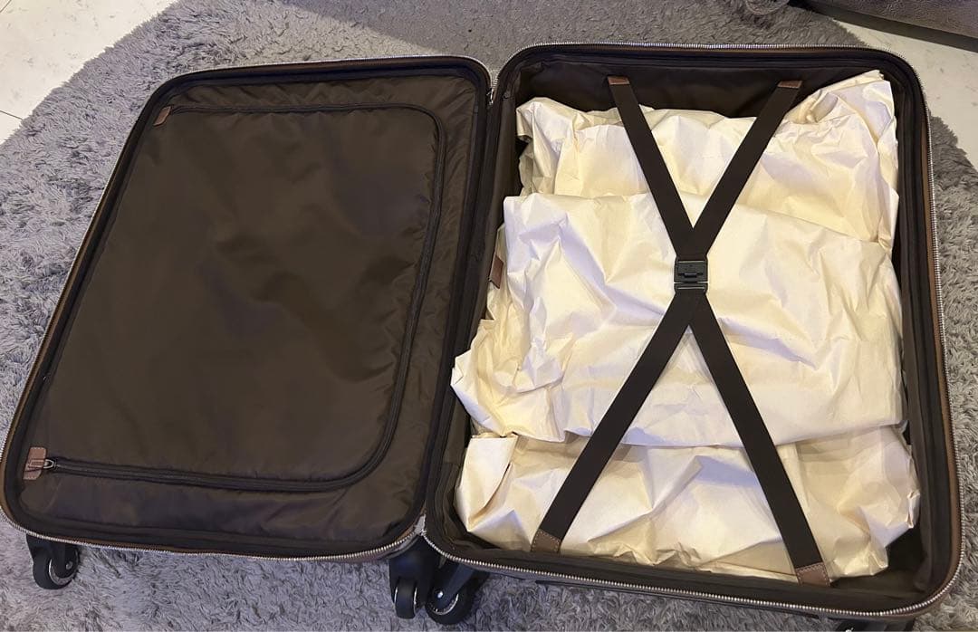 GUCCI ダイヤモンドパターン キャリーケース最大お値引き中！