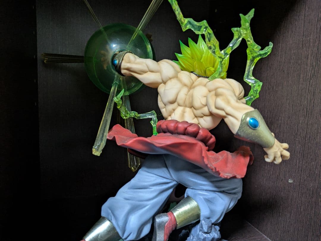 FiguartsZERO 超サイヤ人ブロリー(開封済)