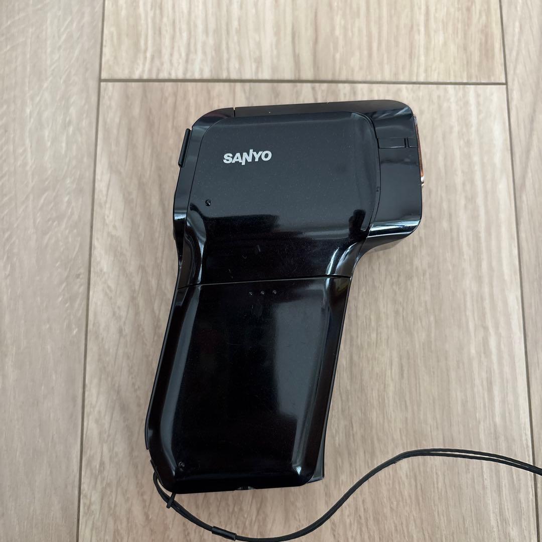 【美品】SANYO Xacti DMX-CG10 メモリビデオカメラ ザクティ