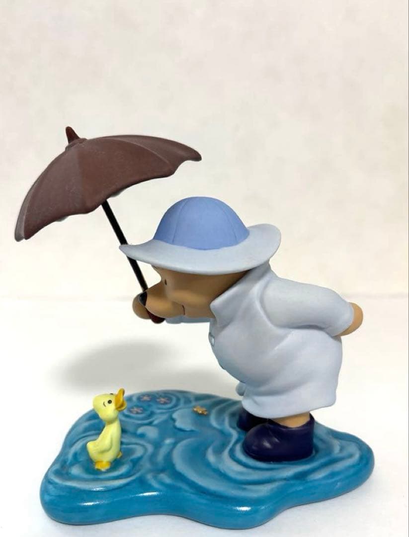 くまのプーさん　陶器フィギュア　傘　ディズニー　レア　プー　置物