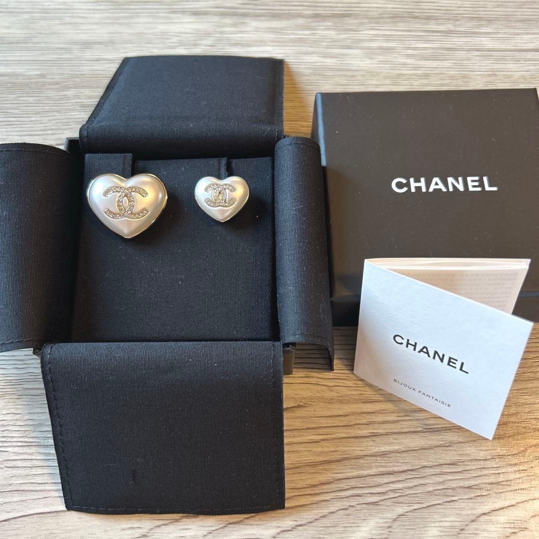 シャネル ゴールド ラインストーン ココマーク ハート ブローチ