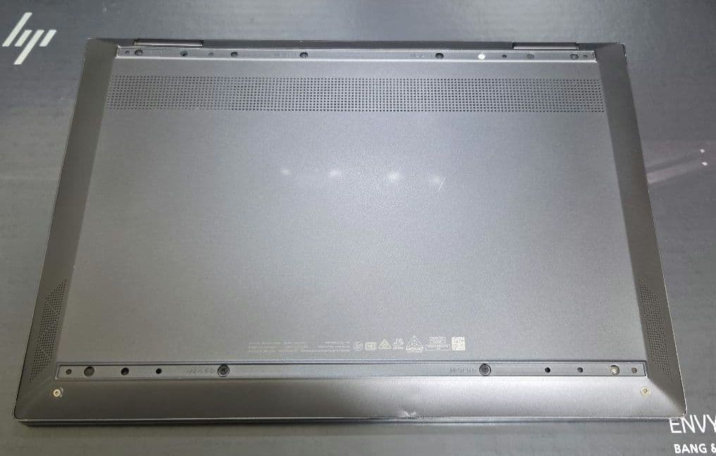 HP ENVY 13.3インチ ノートPC 本体