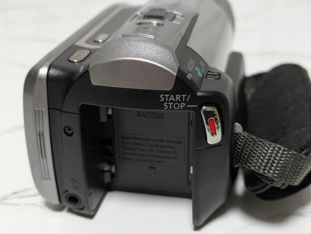 ② Canon　iVIS HF M31　豪華セット