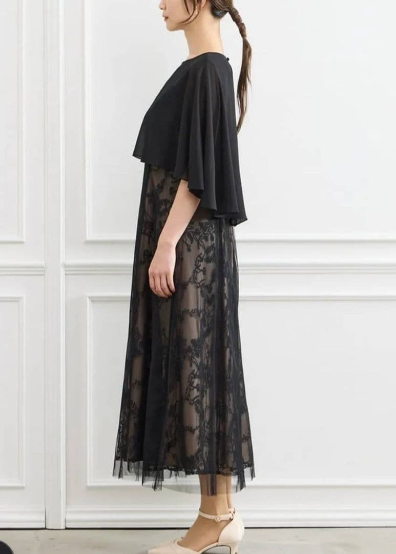 AIMER　ケープ付き刺繍パーティードレス