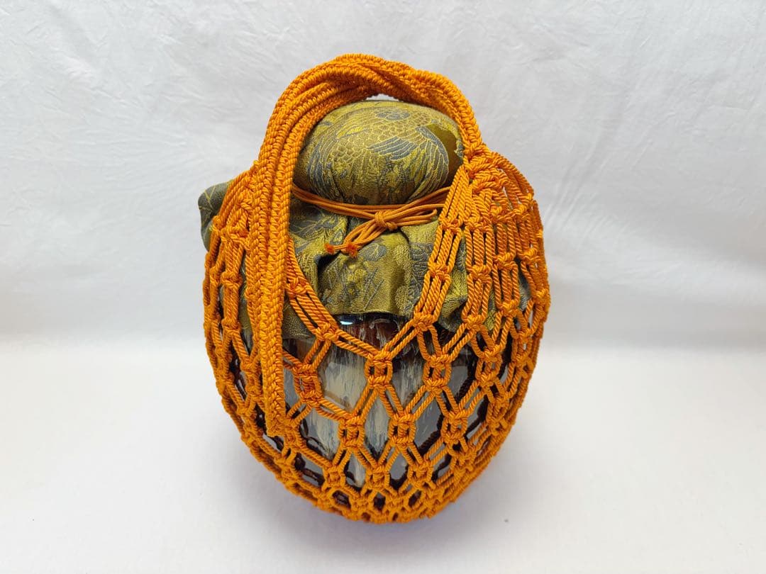 ほぼ未使用 茶道具 洛東 樋谷定一作 天目釉 茶壺 飾壺 飾網紐付 陶印 共箱