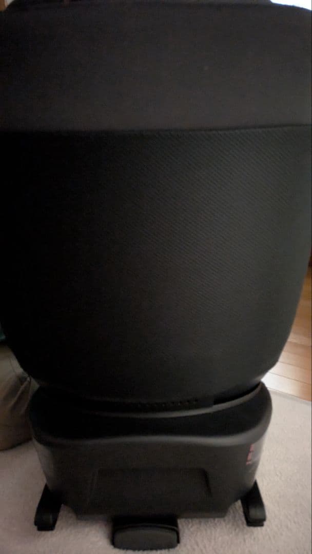 ★本日限定値下げ　KATOJIジョイー アーク360 チャイルドシート