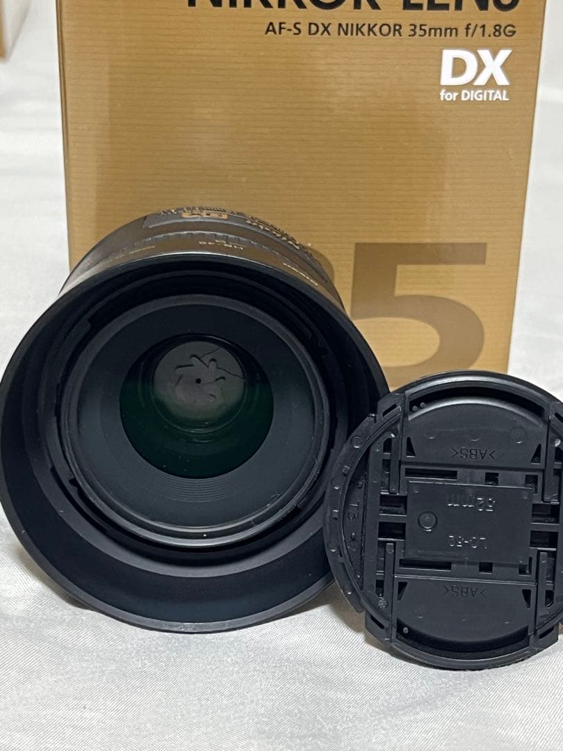 Nikon D5600 デジタル一眼レフカメラ