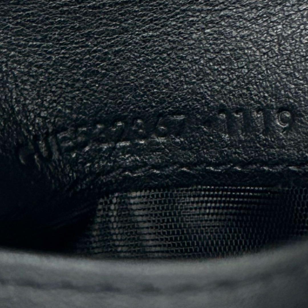 【美品】Saint Laurent カランドラ 財布 ブラック 二つ折り財布