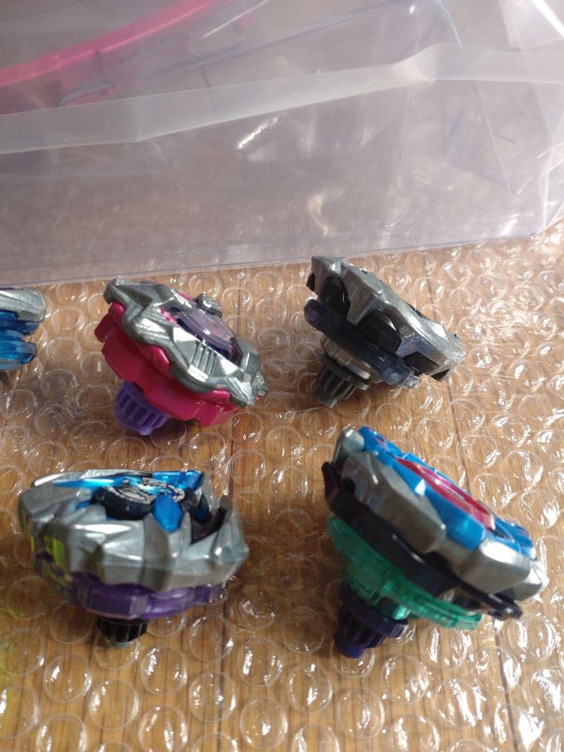 ベイブレードＸベイブレードセット ベイ11個＋ スタジアム＋ランチャー