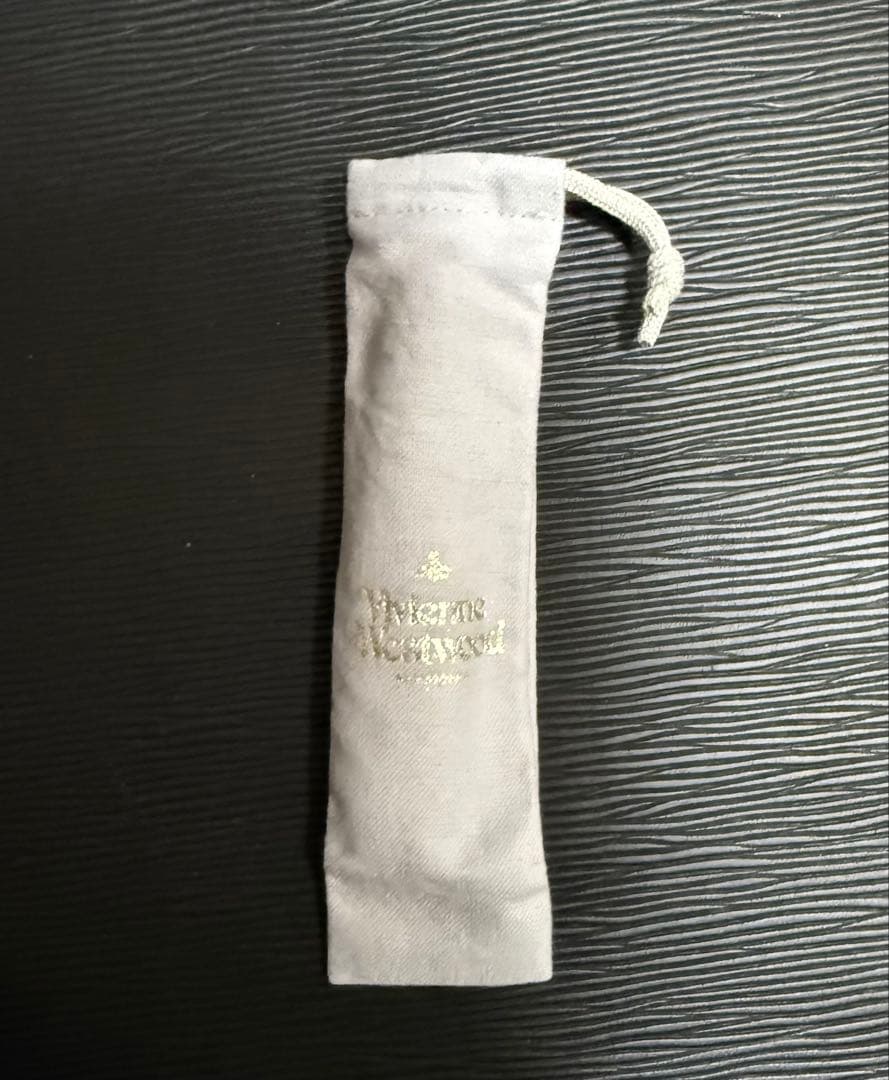 vivienne westwood立体オーブ付き本革ボールペン