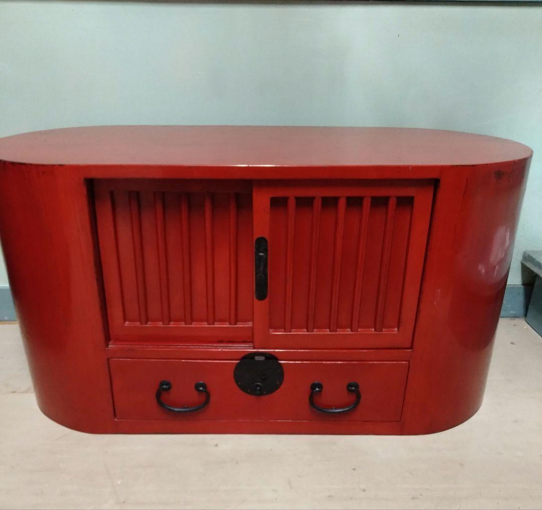 赤い漆塗りの楕円形のローキャビネット　和モダン　神奈川県座間市での引き渡し可