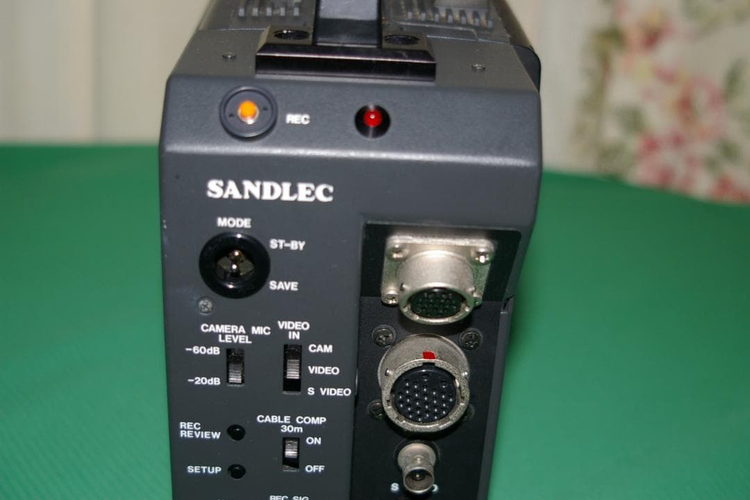 ソニーDVCAM　DSR-1とサンドレックVA-10ポータブル化ジャンク品