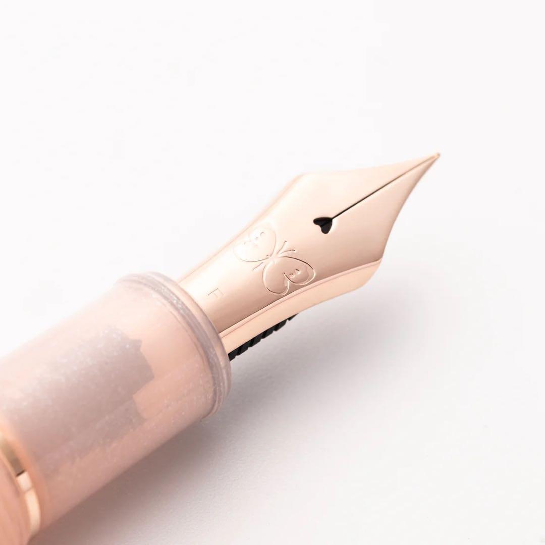 【字幅F】八文字屋 秋桜 akizakura 万年筆 新品未使用