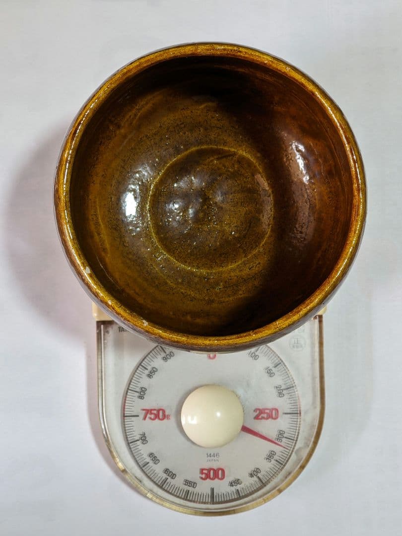 ♦茶道具 京焼 清水焼 二代 吉村楽入作 飴釉 山水図 篦彫り 抹茶碗 骨董品