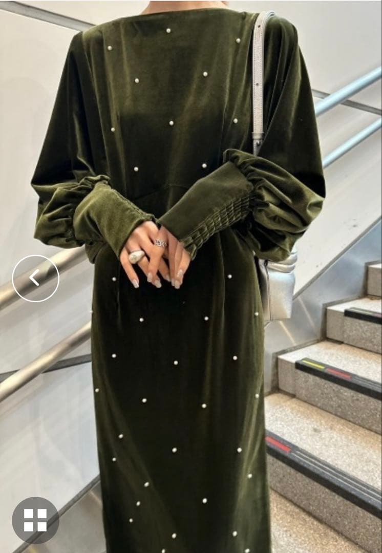 Ameri 美品 BACK OPEN PEARL VELOUR DRESS