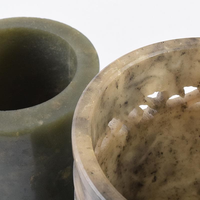 中国　玉石彫刻　蓮刻　玉器　筆筒　二点まとめて　C　R7634