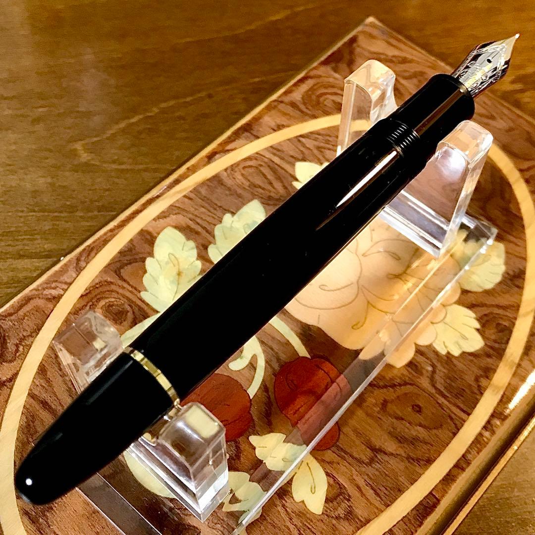 ☆極上美品☆素晴らしいモンブランマイスターシュテック146ルグラン（Ｆ)