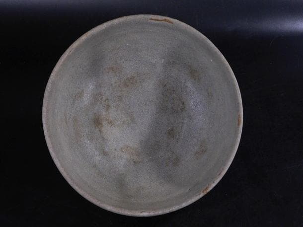 【茶道具　会寧　青磁茶碗（時代茶碗）／海上がり・李氏朝鮮】