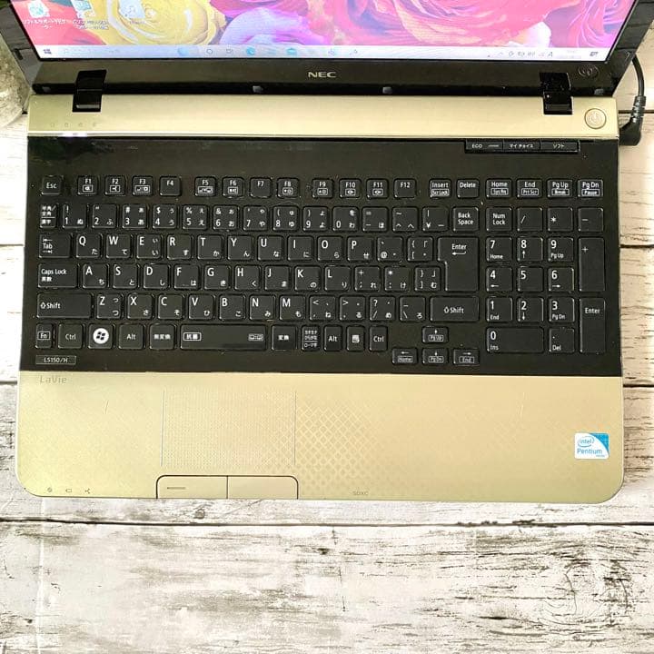新品SSD搭載❗️webカメラ付き⭐️人気カラ-ゴ-ルド⭐️ノ-トパソコン⭐️NEC
