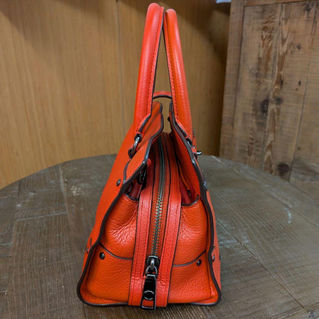 すずらん様 袋付 COACH マーサーサッチェル24 レザーハンドバッグ